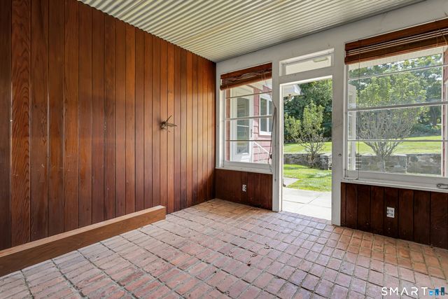 67 Barclay Drive, Stamford, CT 06903