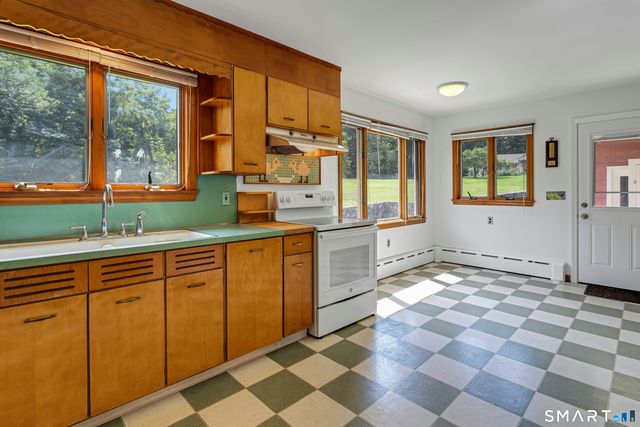 67 Barclay Drive, Stamford, CT 06903