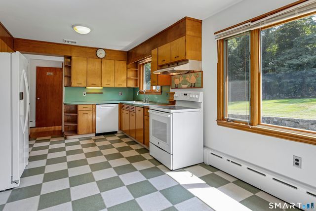 67 Barclay Drive, Stamford, CT 06903