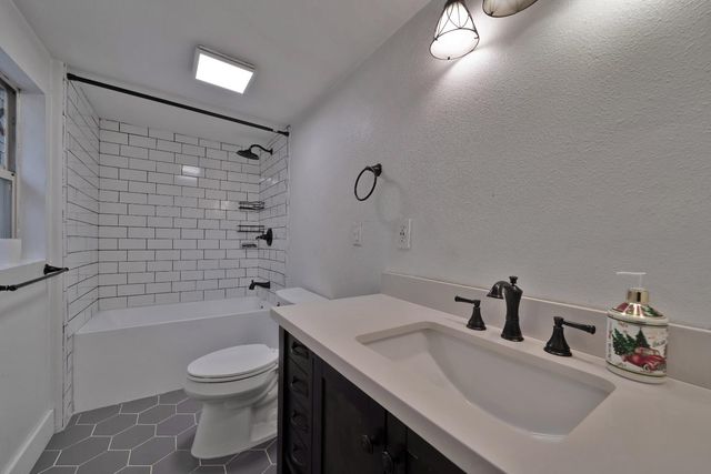 14606 Emigrant Trl, River Pines, CA 95675