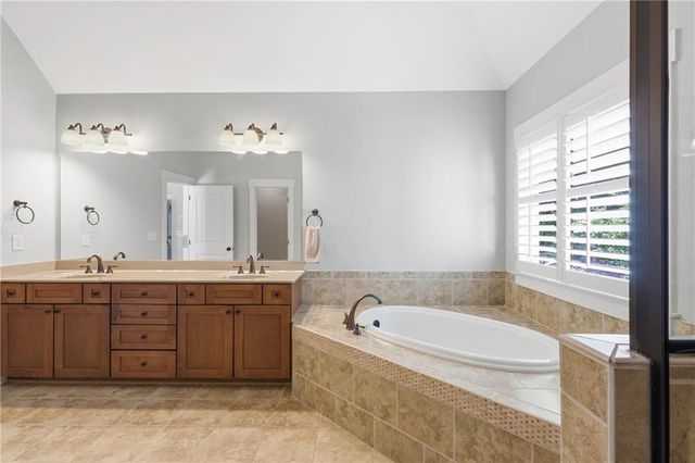 4340 Silent Path, Cumming, GA 30028