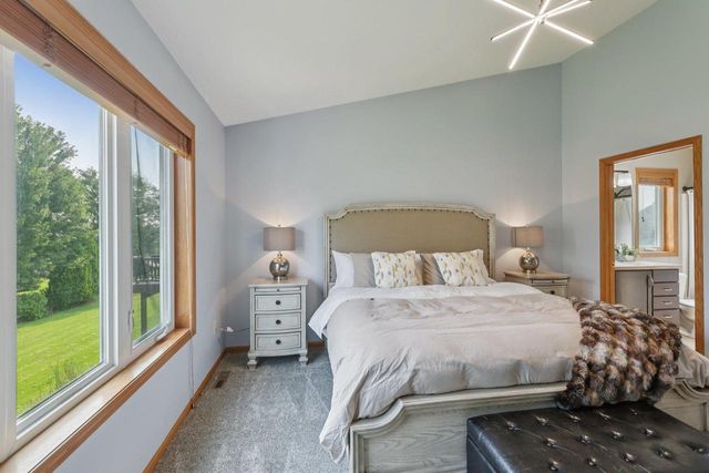 833 Ashworth Drive, Oregon, WI 53575