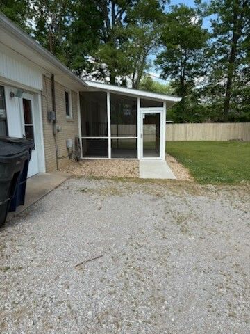 303 Pawnee Trl, Columbia, TN 38401