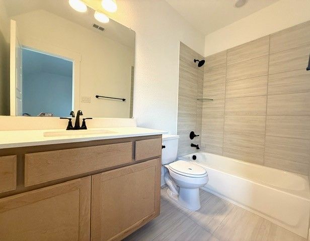 17141 Oxborough, Fort Worth, TX 76247