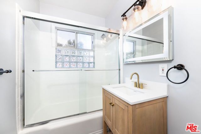 5444 Colfax Avenue, Valley Village, CA 91601