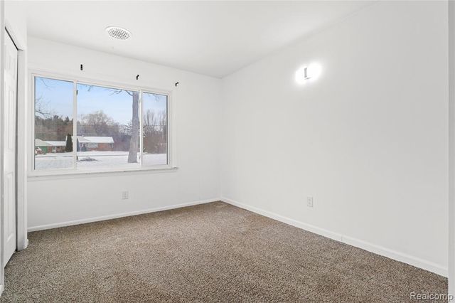 4390 E Mount Morris Road, Genesee, MI 48458