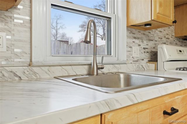 4390 E Mount Morris Road, Genesee, MI 48458