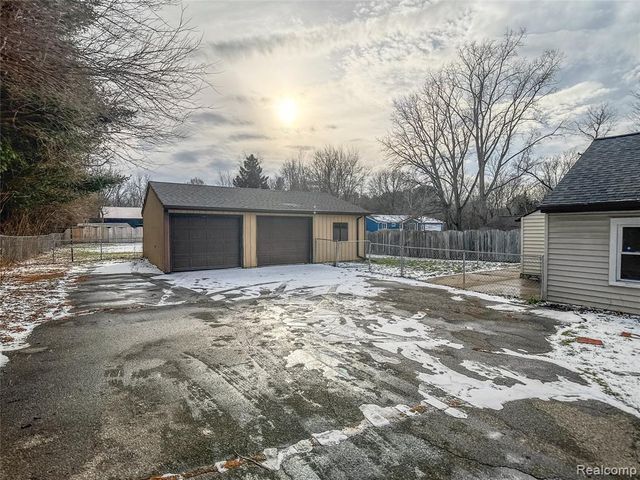 4390 E Mount Morris Road, Genesee, MI 48458