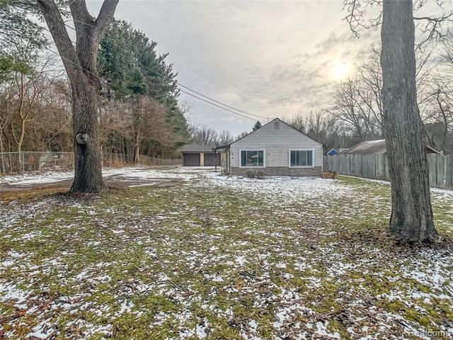 4390 E Mount Morris Road, Genesee, MI 48458