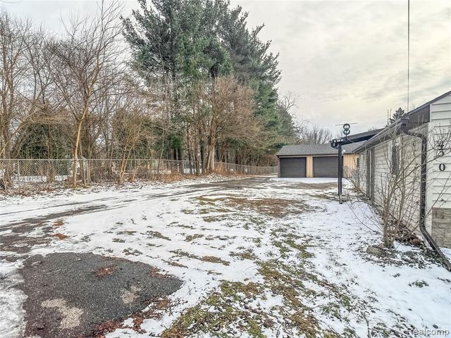 4390 E Mount Morris Road, Genesee, MI 48458