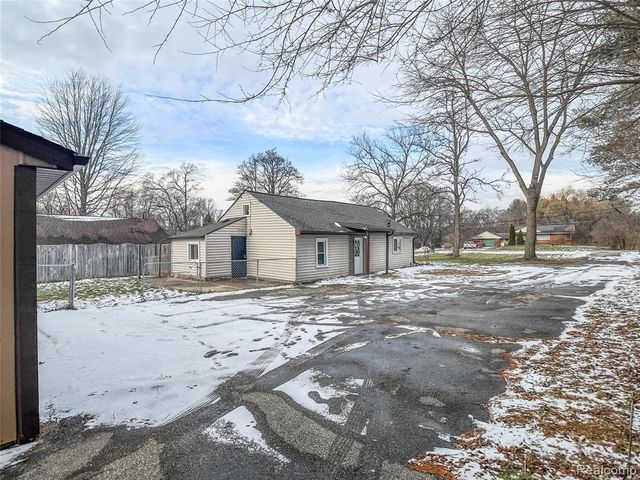 4390 E Mount Morris Road, Genesee, MI 48458