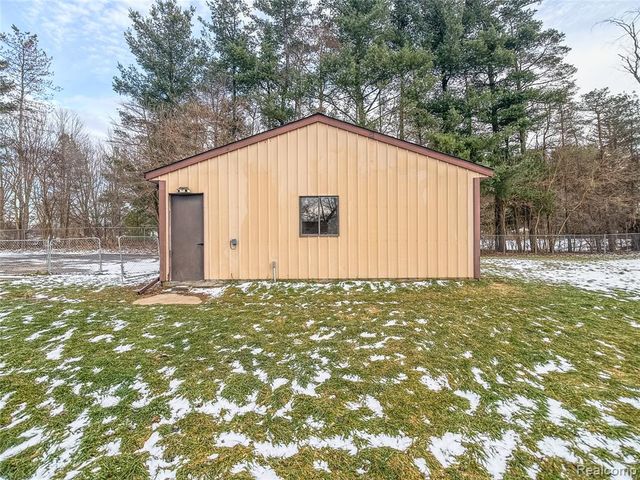 4390 E Mount Morris Road, Genesee, MI 48458