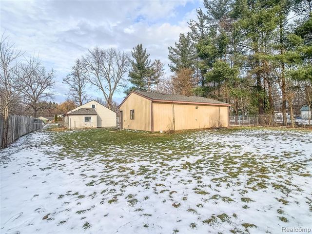 4390 E Mount Morris Road, Genesee, MI 48458
