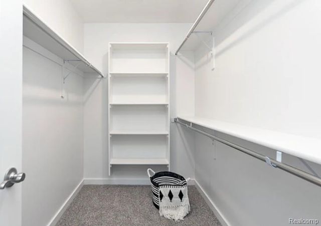 553 W Wildwood Drive, Owosso, MI 48867