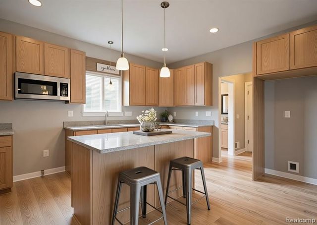 553 W Wildwood Drive, Owosso, MI 48867