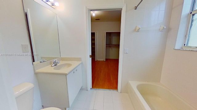 11229 NW 78th Ln 0, Doral, FL 33178