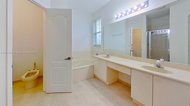 11229 NW 78th Ln 0, Doral, FL 33178