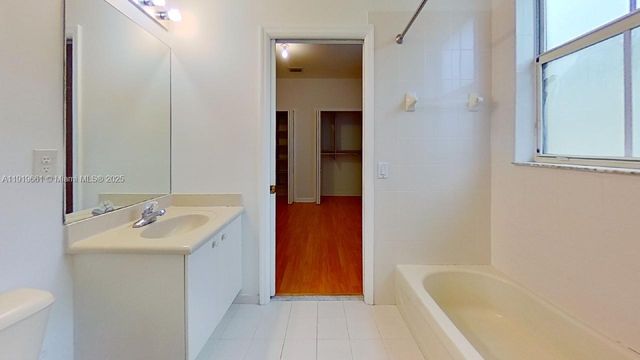 11229 NW 78th Ln 0, Doral, FL 33178