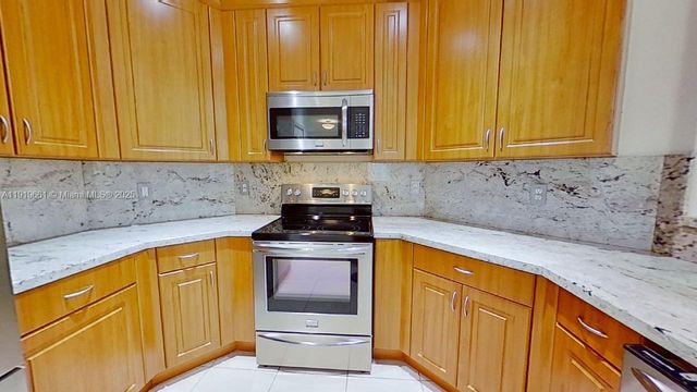 11229 NW 78th Ln 0, Doral, FL 33178