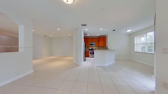 11229 NW 78th Ln 0, Doral, FL 33178