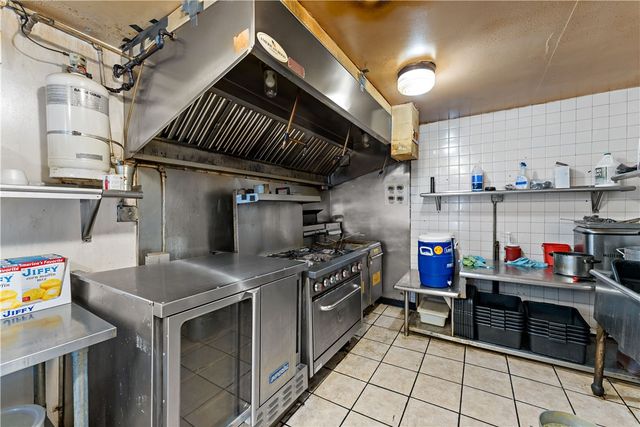1601 Duss Ave, Ambridge, PA 15003