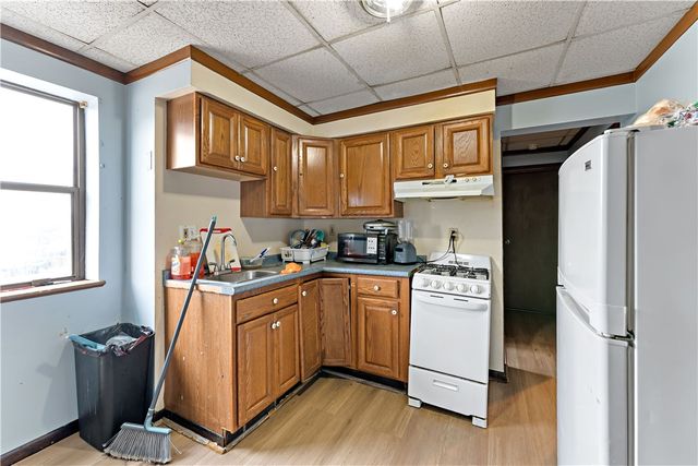 1601 Duss Ave, Ambridge, PA 15003
