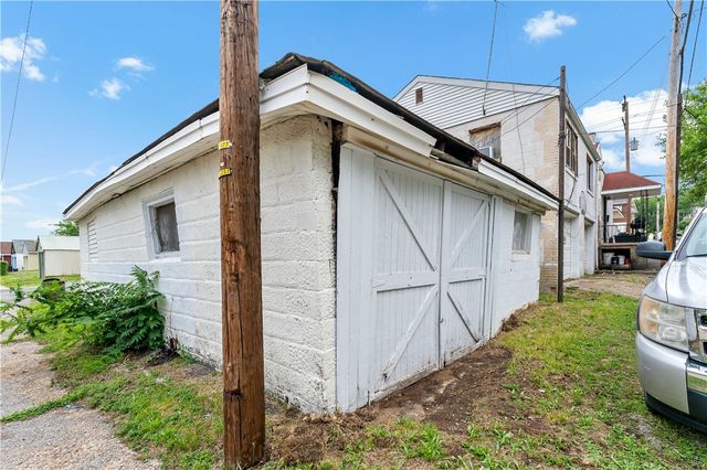 1601 Duss Ave, Ambridge, PA 15003