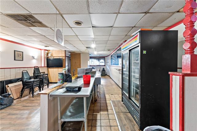 1601 Duss Ave, Ambridge, PA 15003