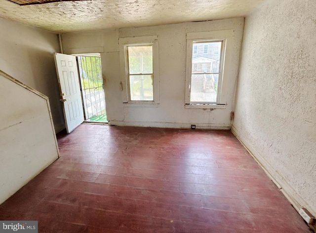 145 PALORMO AVE, Baltimore, MD 21229