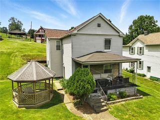 7712 Noblestown, North Fayette, PA 15057