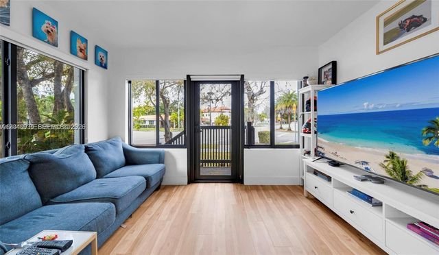 375 SW 32nd Rd, Miami, FL 33129