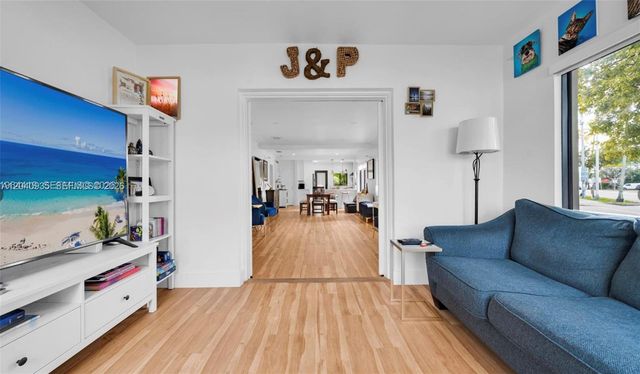 375 SW 32nd Rd, Miami, FL 33129