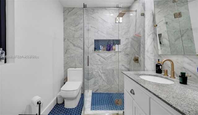 375 SW 32nd Rd, Miami, FL 33129