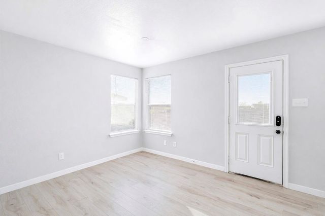 313 Drystone TRL, Liberty Hill, TX 78642