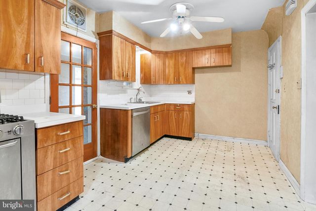 828 E BELVEDERE AVE, Baltimore, MD 21212
