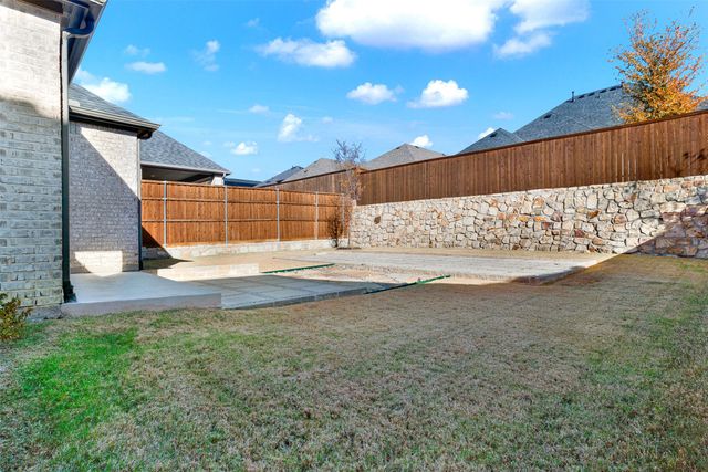 209 Savannah Lane, Oak Point, TX 75068