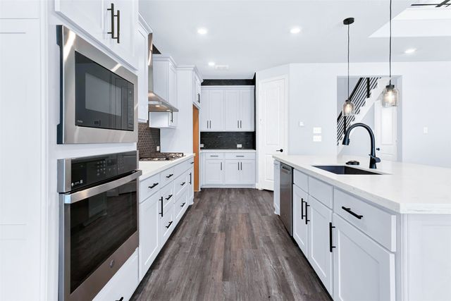 209 Savannah Lane, Oak Point, TX 75068