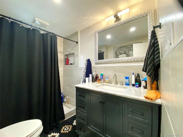 3070 Lowell Avenue, Wantagh, NY 11793