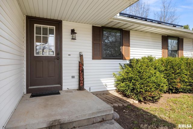 105 N LOUISE Street, Chillicothe, IL 61523