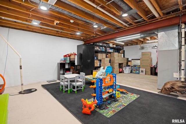 105 N LOUISE Street, Chillicothe, IL 61523