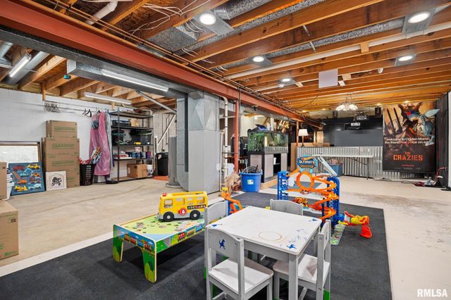 105 N LOUISE Street, Chillicothe, IL 61523