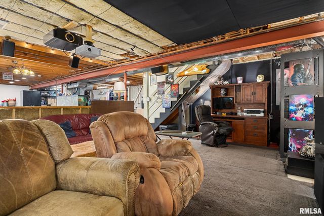 105 N LOUISE Street, Chillicothe, IL 61523