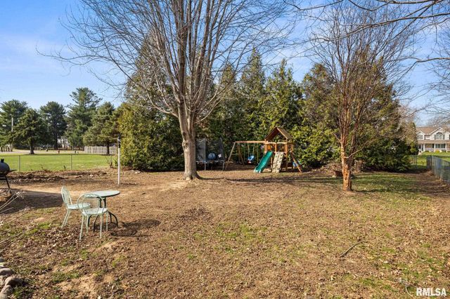 105 N LOUISE Street, Chillicothe, IL 61523