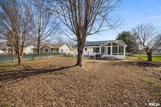 105 N LOUISE Street, Chillicothe, IL 61523