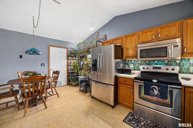 105 N LOUISE Street, Chillicothe, IL 61523