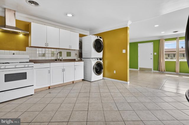 6918 DUDLEY AVE, Oxon Hill, MD 20745