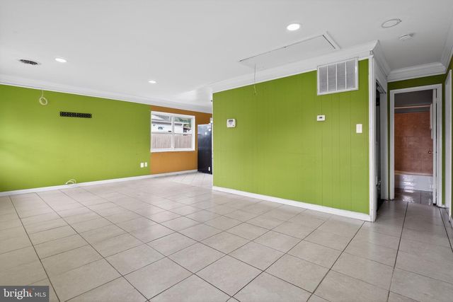 6918 DUDLEY AVE, Oxon Hill, MD 20745