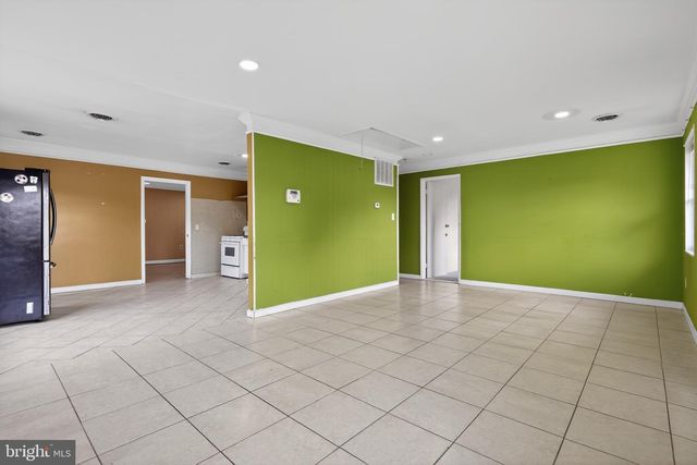 6918 DUDLEY AVE, Oxon Hill, MD 20745
