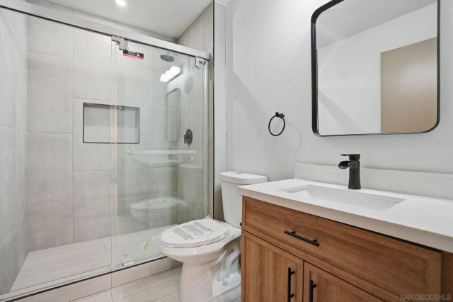 863 Leppert Street, San Diego, CA 92114