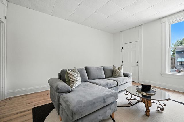 310 W 10th Street, 308, Newport, KY 41071